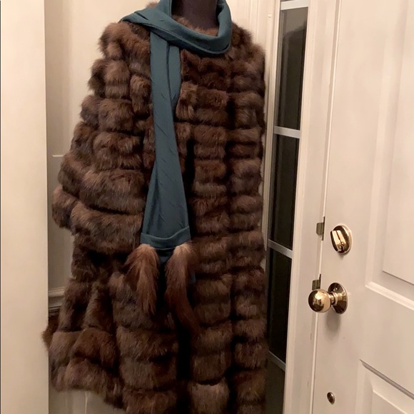HP 💥💥 Dennis Basso Genuine Sable Fur Coat - Picture 12 of 16